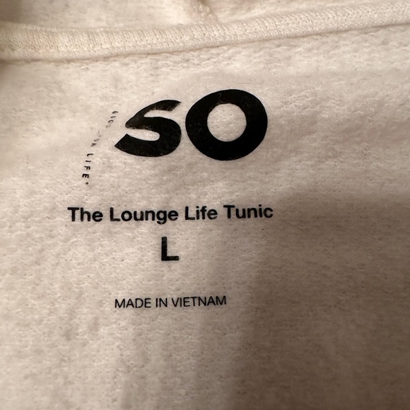 SO Cream Button-Up Hoodie - Picture 5 of 8